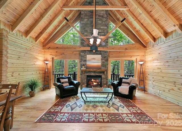 Property at 76 Isuhdavga Ct, Brevard, NC 28712, 3 beds, 3.5 baths