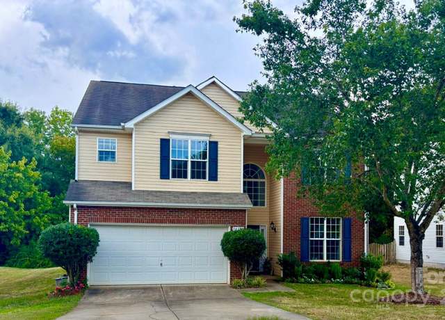 Property at 16123 Falling Meadows Ln, Charlotte, NC 28273, 4 beds, 2.5 baths