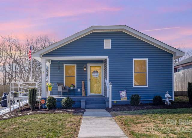 Property at 1016 E 10th St, Kannapolis, NC 28083, 3 beds, 2 baths