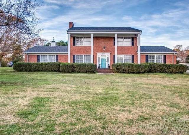 Property at 2200 Armstrong Park Dr, Gastonia, NC 28054, 4 beds, 3 baths