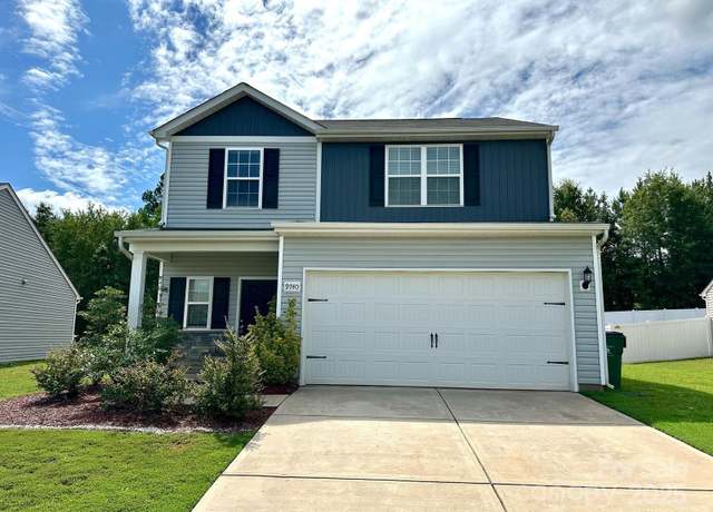 Property at 9740 Weikert Pl, Charlotte, NC 28215, 3 beds, 2.5 baths