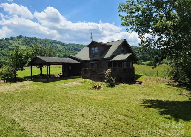 Property at 204 Ty Lea Dr, Waynesville, NC 28785, 2 beds, 2 baths
