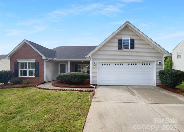 Property at 508 Danfield Dr, Clover, SC 29710, 4 beds, 2 baths