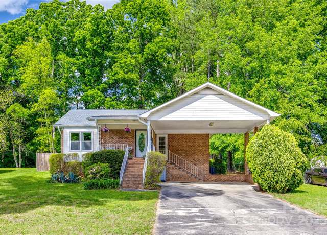 Property at 1623 Mulberry Cir, Rock Hill, SC 29730, 3 beds, 2 baths