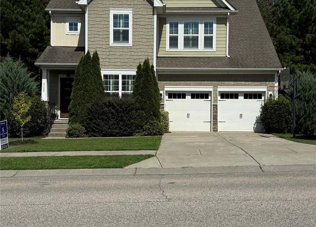 Property at 4320 Carrington Dr, Lancaster, SC 29720, 5 beds, 3.5 baths