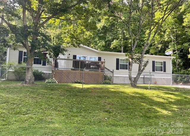 Property at 25 Mountain View Rdg, Fairview, NC 28730, 2 beds, 2 baths