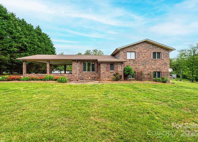 Property at 3020 Doc Pugh Rd, Connelly Springs, NC 28612, 3 beds, 2 baths
