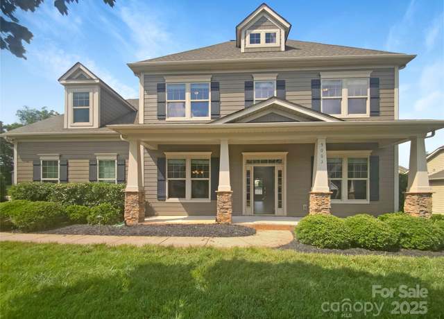 Property at 5003 Tremont Dr, Indian Trail, NC 28079, 6 beds, 4.5 baths