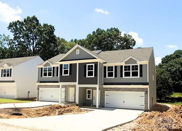 Property at 12518 Susanna Dr, Charlotte, NC 28214, 8 beds, 5 baths