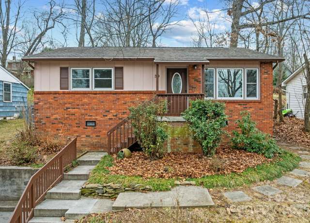 Property at 30 Oregon Ave, Asheville, NC 28806, 2 beds, 1 bath