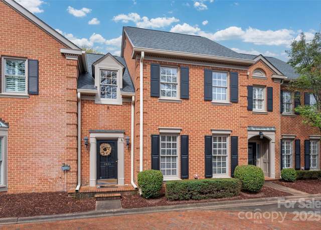 Property at 2825 Sharon View Rd, Charlotte, NC 28210, 3 beds, 3.5 baths