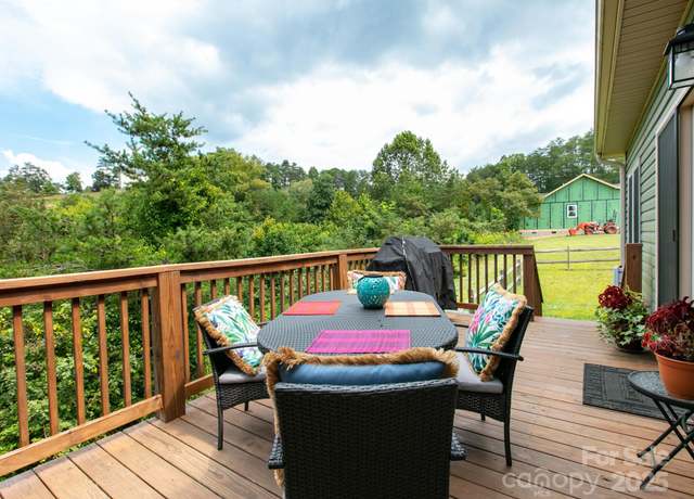 Property at 5 S Pine Dr, Weaverville, NC 28787, 3 beds, 2 baths