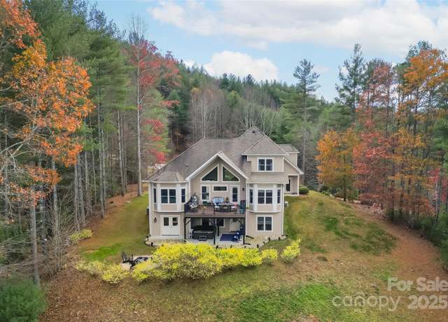 Property at 5346 Oak Crest Ln, Lenoir, NC 28645, 3 beds, 3.5 baths