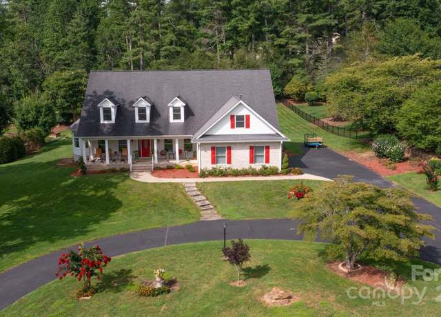 Property at 227 Sugar Hollow Rd, Hendersonville, NC 28739, 3 beds, 2.5 baths