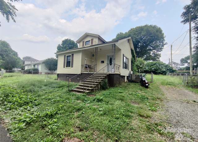 Property at 205 Woods St, Mount Holly, NC 28120, 2 beds, 1 bath
