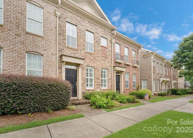 Property at 936 Gardners Way, Cornelius, NC 28031, 2 beds, 2.5 baths