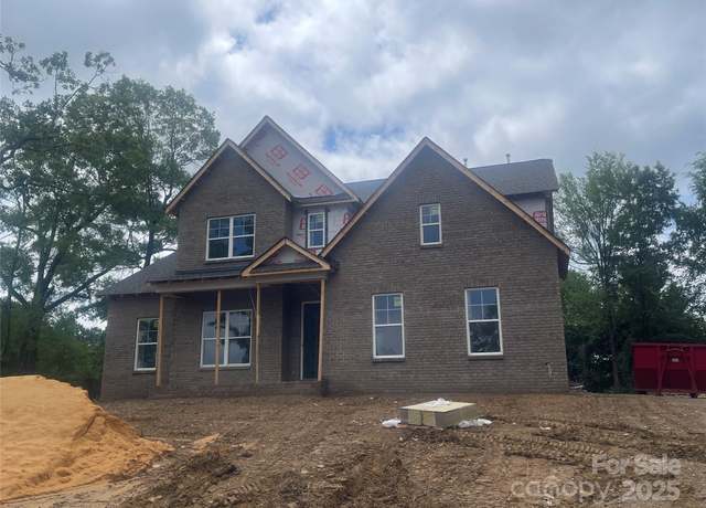 Property at 2720 Old Course Rd, Monroe, NC 28112, 4 beds, 3.5 baths