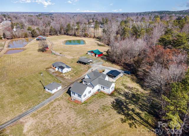 Property at 565 Dunns Mountain Church Rd, Salisbury, NC 28146, 3 beds, 2 baths