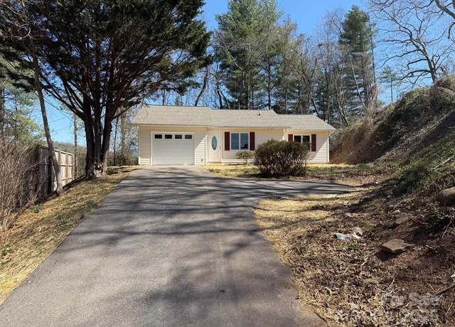 Property at 125 Dearmin Ter, Franklin, NC 28734, 2 beds, 2 baths