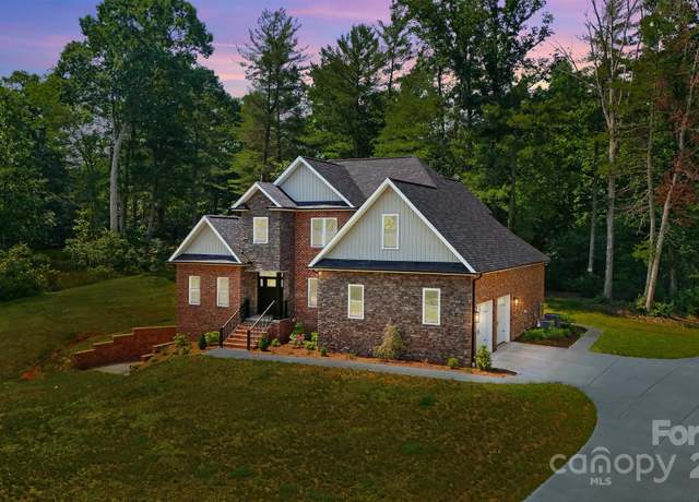 Property at 5943 Vintage Ct, Granite Falls, NC 28630, 3 beds, 2.5 baths