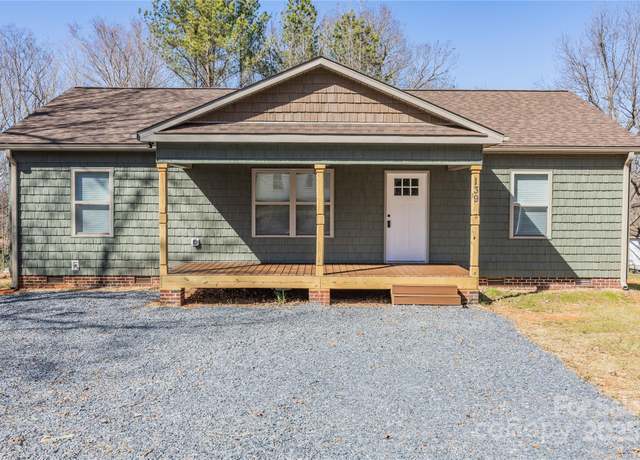 Property at 139 E Carroll Ave, Denton, NC 27239, 3 beds, 2 baths