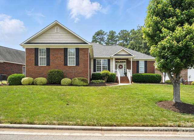 Property at 2300 Wednesbury Ct, Kannapolis, NC 28083, 3 beds, 2 baths