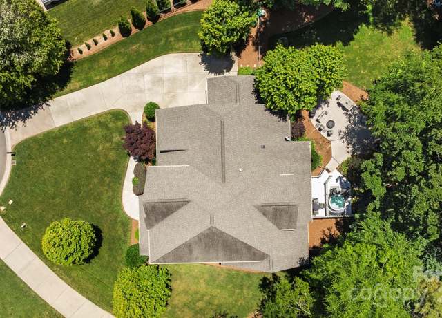 Property at 3009 Botetourt Ct, Weddington, NC 28104, 5 beds, 4.5 baths