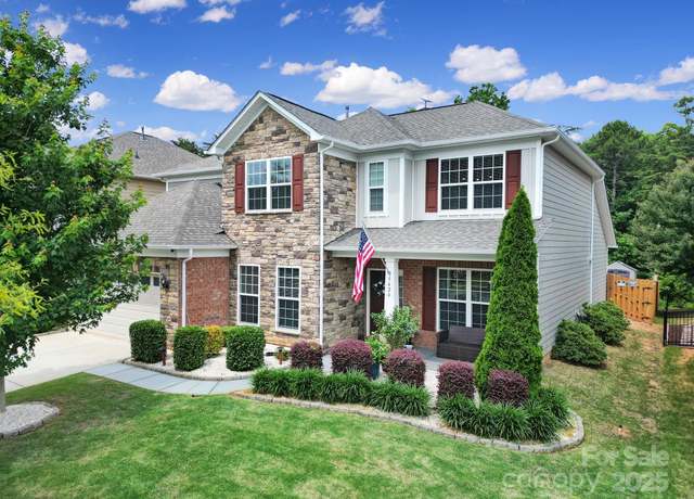 Property at 5424 Tilley Manor Dr, Matthews, NC 28105, 4 beds, 2.5 baths