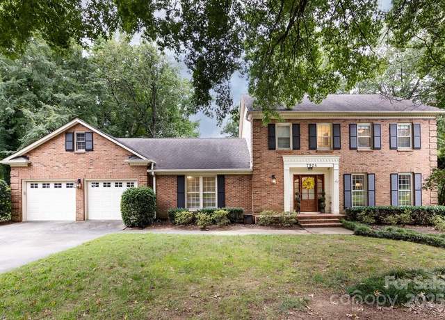 Property at 7924 Wellston Dr, Charlotte, NC 28210, 4 beds, 3 baths