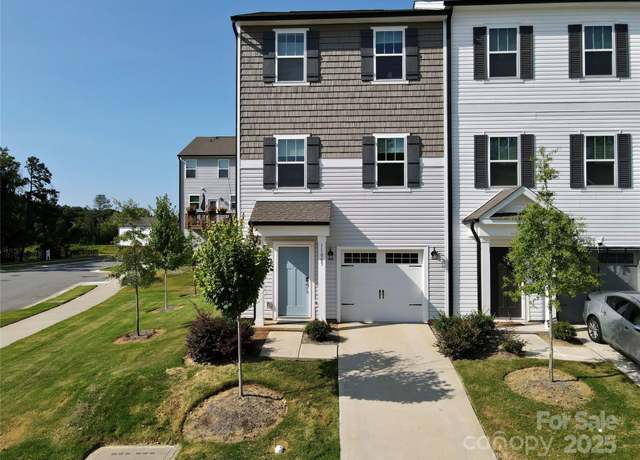 Property at 11005 Woodland Creek Way, Charlotte, NC 28262, 3 beds, 2.5 baths