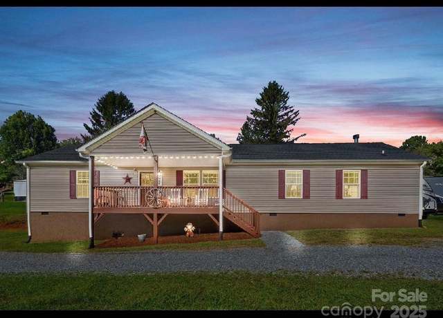 Property at 32 Bishop Ln, Flat Rock, NC 28731, 3 beds, 2 baths