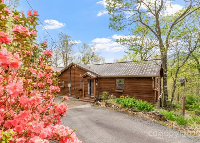 Property at 90 Bee Rdg, Burnsville, NC 28714, 3 beds, 3 baths