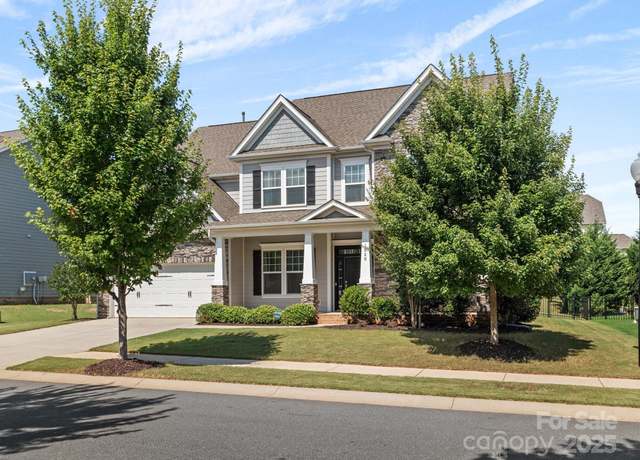 Property at 1020 Sterling Dr, Waxhaw, NC 28173, 5 beds, 4.5 baths