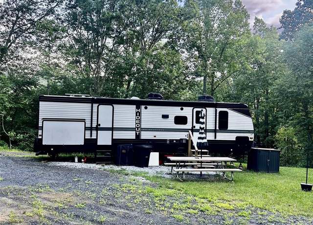 Property at 997 Hoot Owl Rd, Spruce Pine, NC 28777