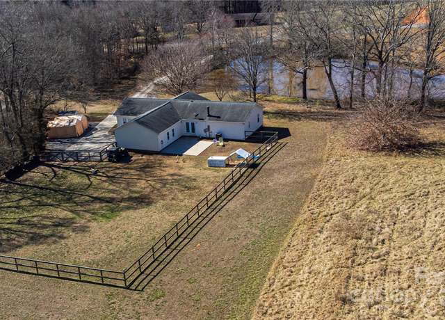Property at 2357 Pleasant Hill Church Rd, Grover, NC 28073, 3 beds, 2 baths