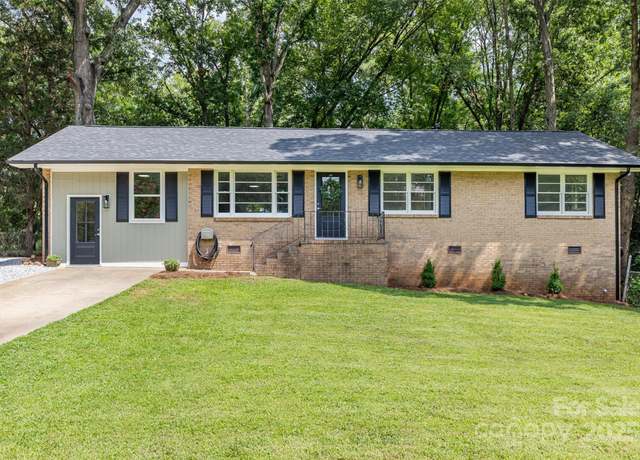 Property at 1948 Marett Blvd, Rock Hill, SC 29732, 3 beds, 1.5 baths