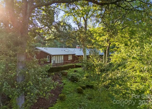 Property at 2927 Old Stage Rd, Gastonia, NC 28052, 3 beds, 4 baths