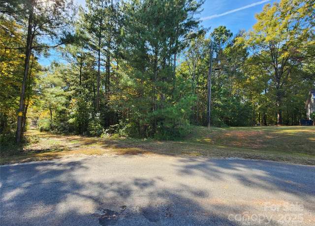 Property at 1300 Old Greenbriar Dr, Lancaster, SC 29720