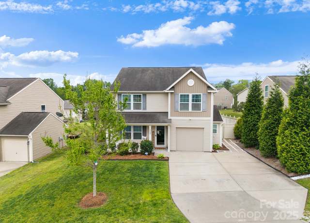 Property at 1988 Clear Brooke Dr, Kannapolis, NC 28083, 3 beds, 2.5 baths