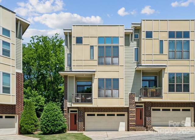 Property at 411 Steel Gardens Blvd, Charlotte, NC 28205, 2 beds, 2.5 baths