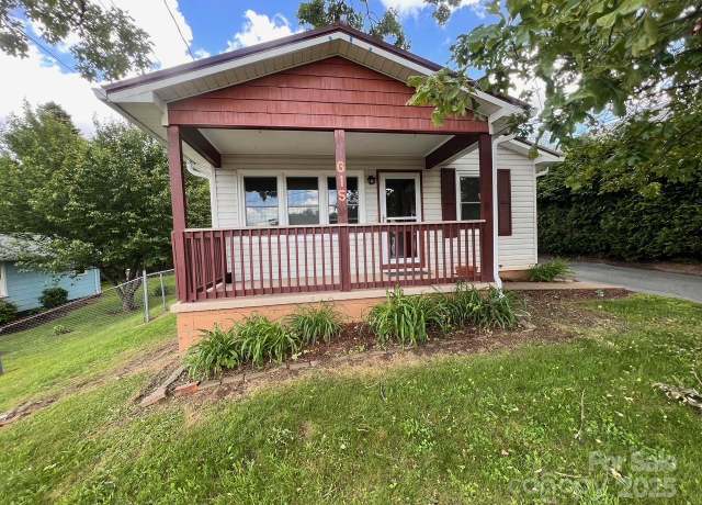 Property at 615 Marietta St, Asheville, NC 28803, 3 beds, 1 bath