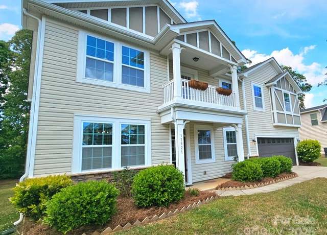 Property at 11521 Allen A Brown Rd, Charlotte, NC 28269, 4 beds, 2.5 baths
