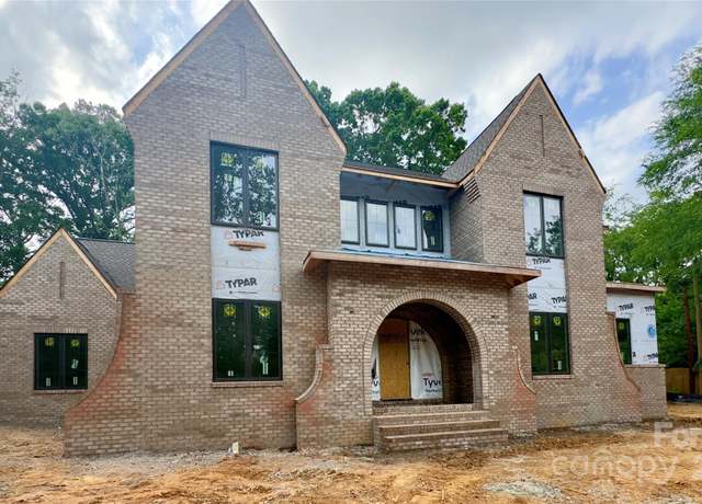 Property at 3030 Brookridge Ln, Charlotte, NC 28211, 5 beds, 6 baths
