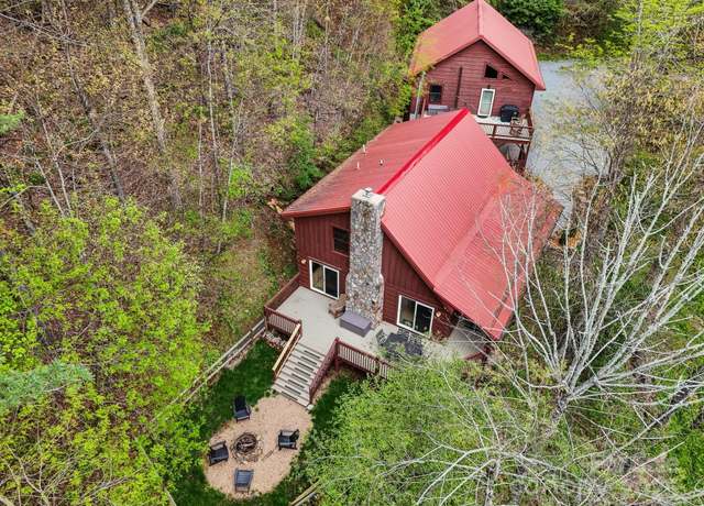 Property at 909 Niley Cook Rd, Blowing Rock, NC 28605, 5 beds, 3 baths