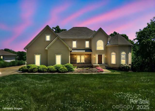 Property at 122 Long Cove Ln, Mooresville, NC 28117, 4 beds, 4.5 baths