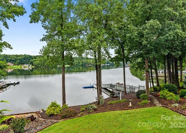 Property at 303 Potters Lndg, Denton, NC 27239, 2 beds, 3.5 baths
