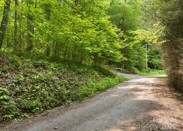 Property at 23 Forbidden Cv, Waynesville, NC 28785