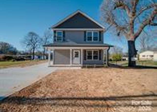 Property at 1017 W C St, Kannapolis, NC 28081, 3 beds, 2.5 baths