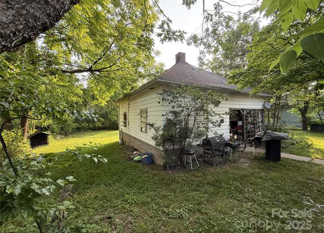 Property at 410 Whitmire St, Brevard, NC 28712, 2 beds, 1 bath