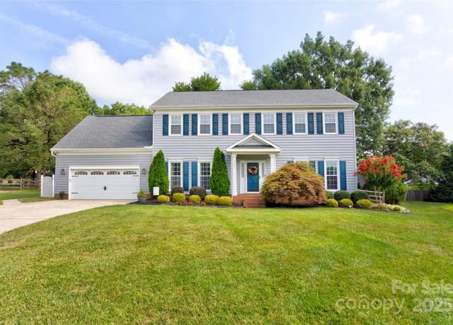 Property at 3860 Meadow Ridge Dr NW, Concord, NC 28027, 4 beds, 2.5 baths
